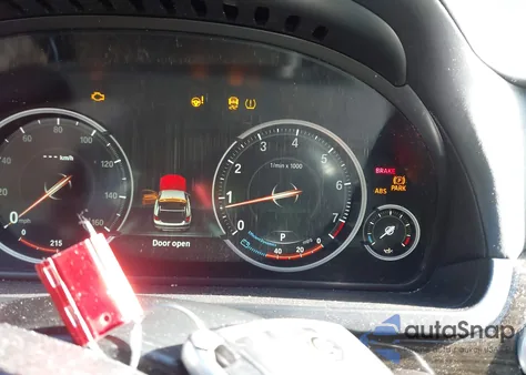 2014 BMW 750I xDrive из США, поврежденный, VIN WBAYB6C50ED224499